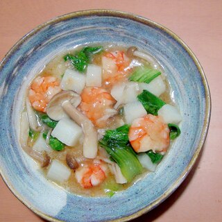 海老と残り野菜で、中華風塩麹炒め♪